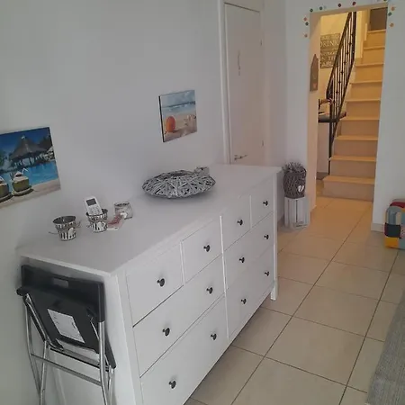 Donna Rita House Sea E Sone